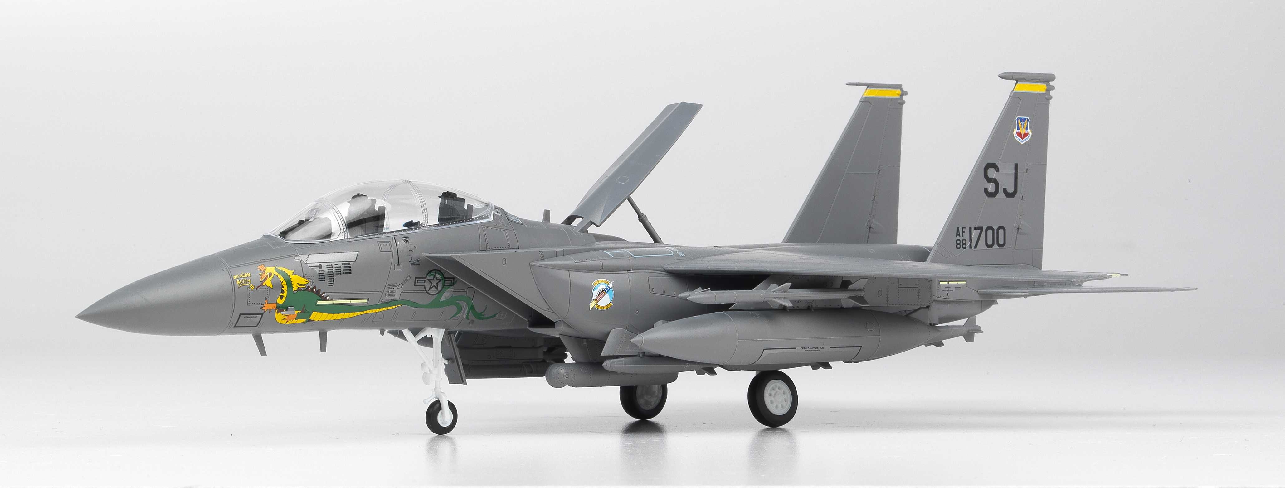 Model Kit letadlo 12550 - USAF F-15E "333rd Fighter Squadron" (1:72)