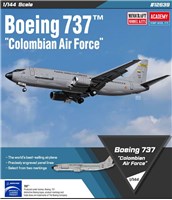 Model Kit letadlo 12639 - Boeing 737 "Colombian Air Force"  (1:144)