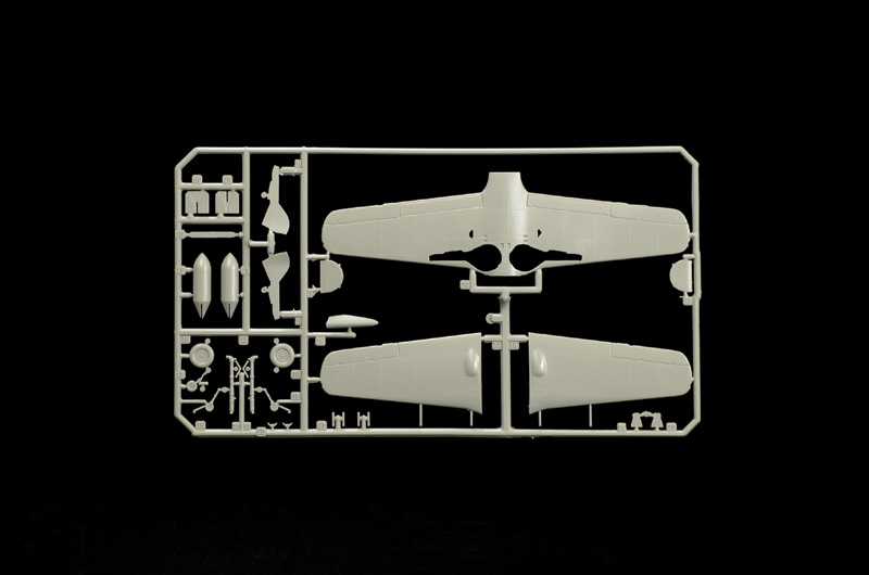 Model Kit letadlo 1312 - FOCKE WULF FW-190 D-9 (1:72)