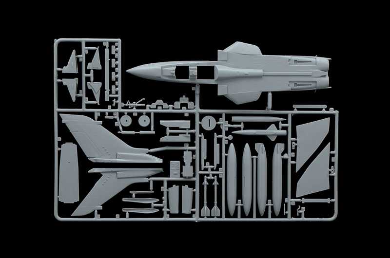 Model Kit letadlo 1384 - TORNADO GR.1 (1:72)