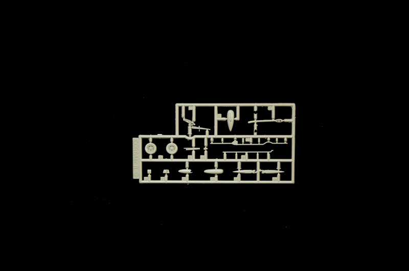 Model Kit letadlo 1411 - A-7E Corsair II (1:72)