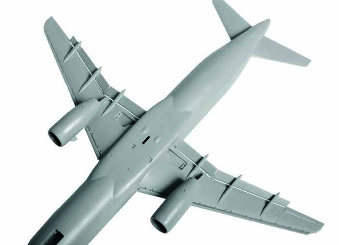 Model Kit letadlo 7003 - Airbus A-320 (1:144)