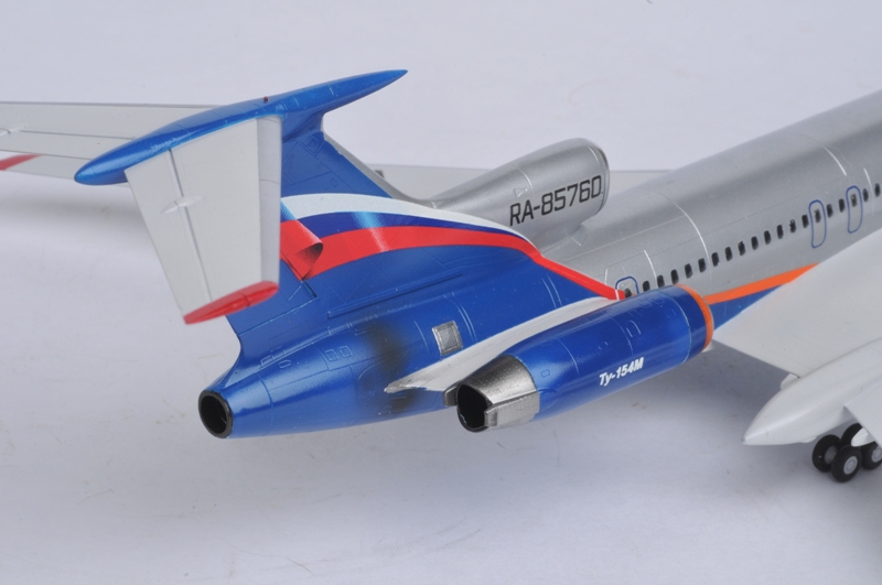 Model Kit letadlo 7004 - Tu-154M Russian Airliner (1:144)