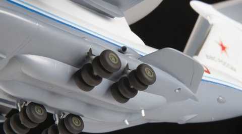 Model Kit letadlo 7024 - Beriev A-50 "Mainstay" (1:144)