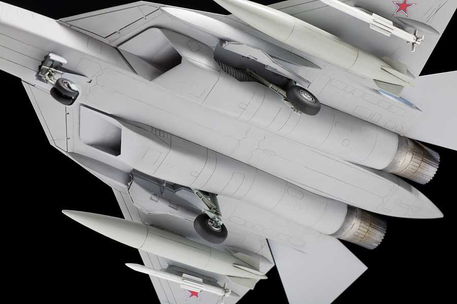 Model Kit letadlo 7319 - Sukhoi SU-57 (1:72)