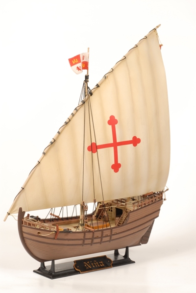 Model Kit loď 9005 - Caravel "Nina" (1:100)