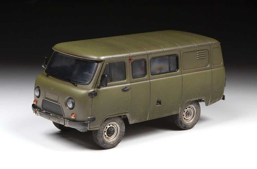 Model Kit military 3644 - UAZ 3909 Russian Military Van (1:35)