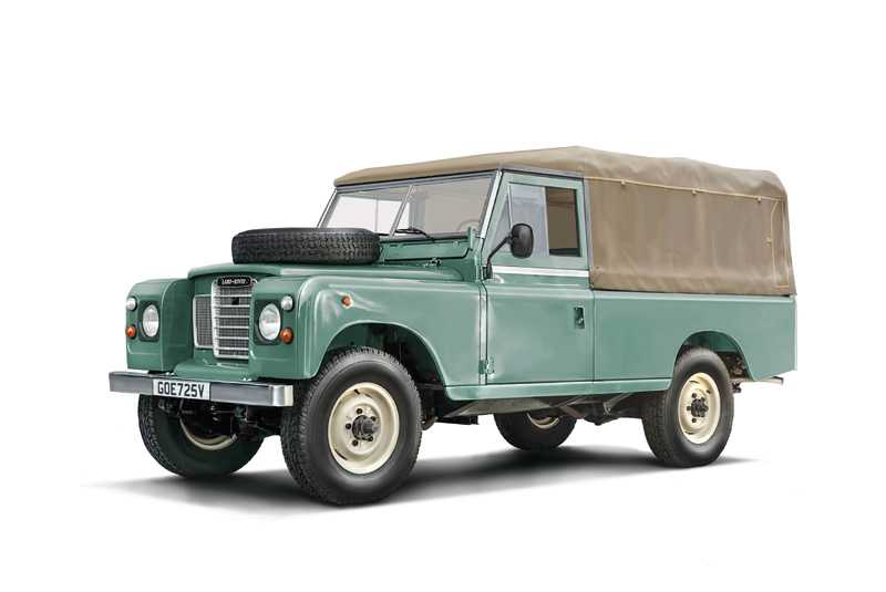 Model Kit military 3665 - Land Rover 109 LWB (1:24)