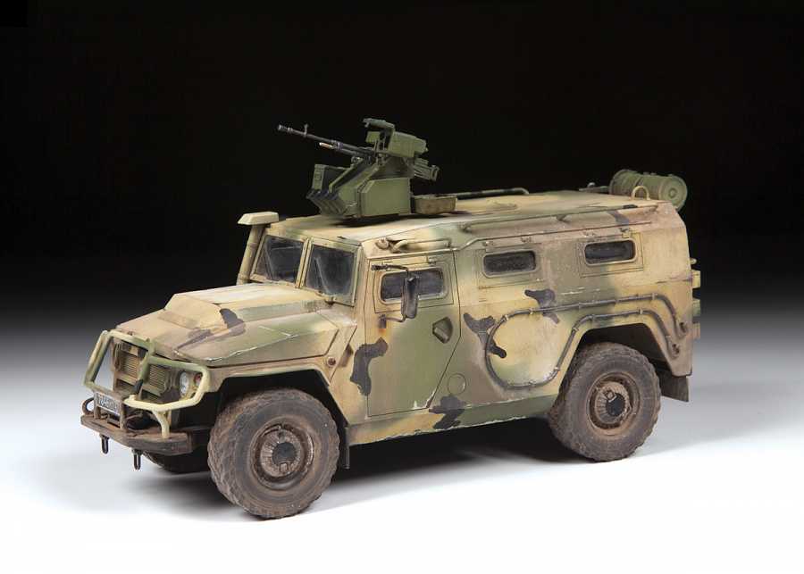 Model Kit military 3683 - GAZ Tiger w/Arbalet (1:35)