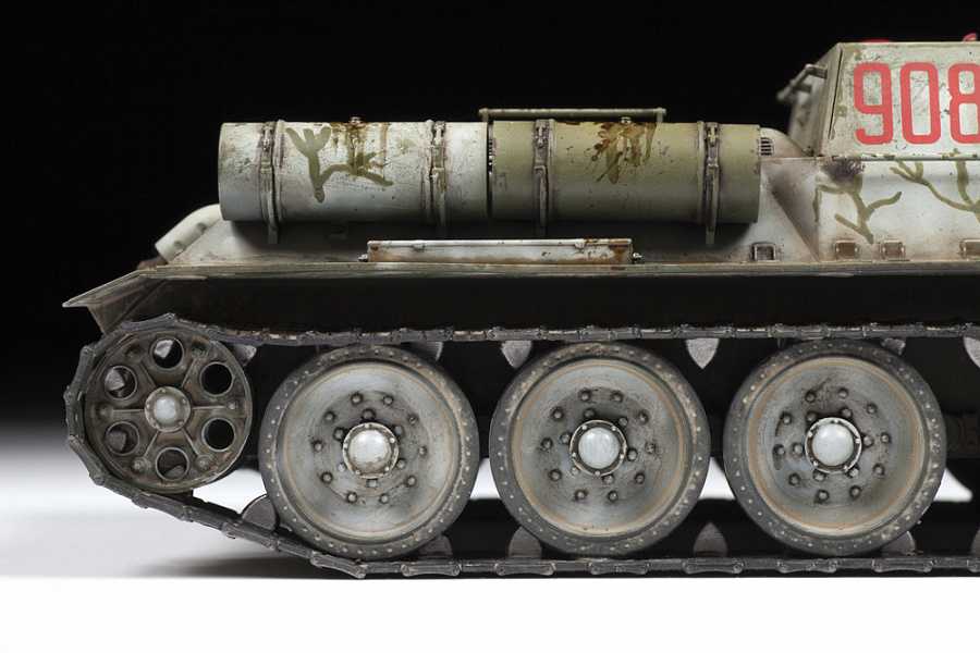Model Kit military 3691 - Soviet tank Destroyer SU-122 (1:35)