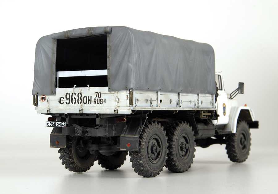 Model Kit military 3706 - Soviet truck ZIL-131 (1:35)
