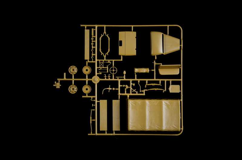 Model Kit military 6760 - Kfz. 305 Opel Blitz Typ A 4x4 (1:35)