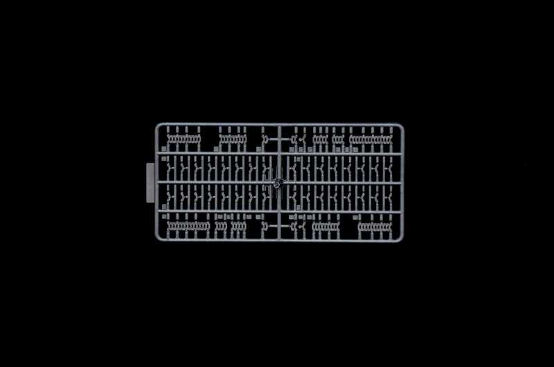 Model Kit military 7077 - Sd.Kfz. 251/8 Ambulance (1:72)