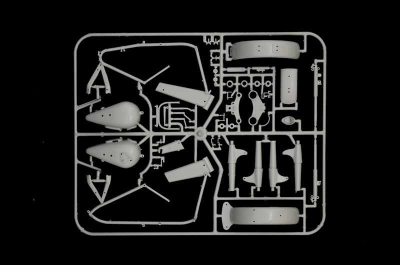 Model Kit military 7403 - German Military Motorcycle with Sidecar (1:9)