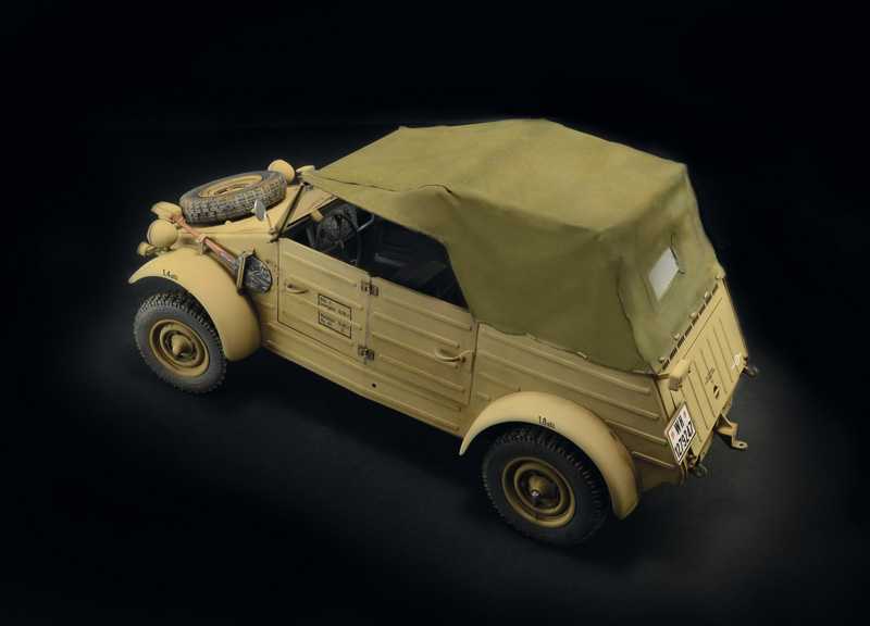 Model Kit military 7405 - Kdf.1 Typ 82 Kübelwagen (1:9)