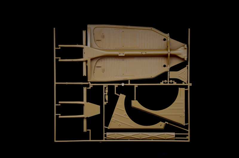 Model Kit military 7405 - Kdf.1 Typ 82 Kübelwagen (1:9)