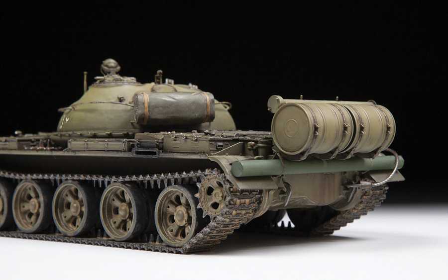 Model Kit tank 3622 - T-62 Soviet Main Battle Tank (1:35)