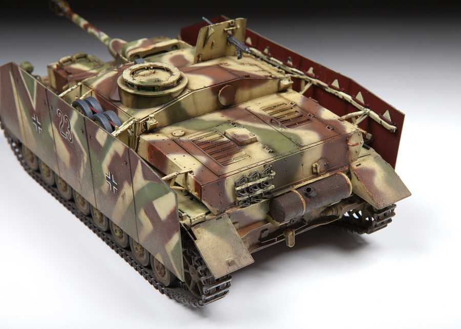 Model Kit tank 3661 - Sturmgeschuetz IV (1:35)