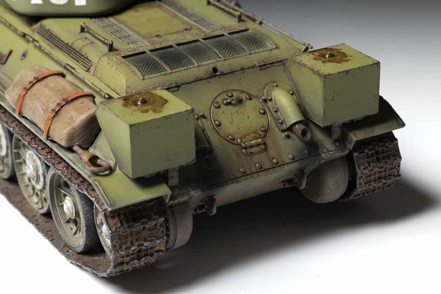 Model Kit tank 3686 - T-34/76 mod.1942 (1:35)