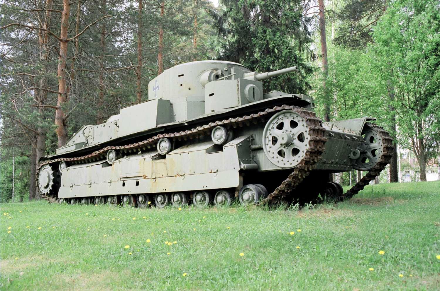 Model Kit tank 3694 - T-28 Heavy Tank (1:35)