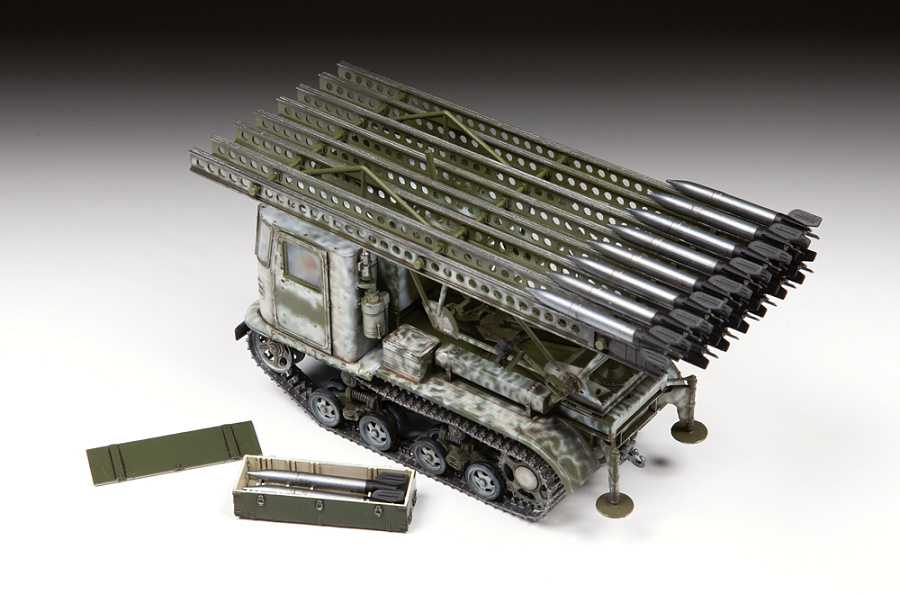 Model kit military 3700 - STZ-5 with BM-13 "KATYUSHA" (1:35)