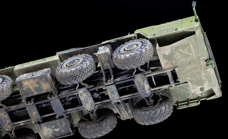 Model kit military 5072 - Multiple Rocket launch system "SMERCH" (1:72)