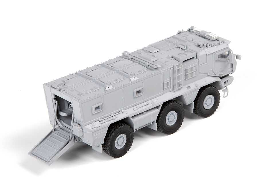 Model kit military 5075 - Typhoon-K Russian armoured vehicle (1:72)