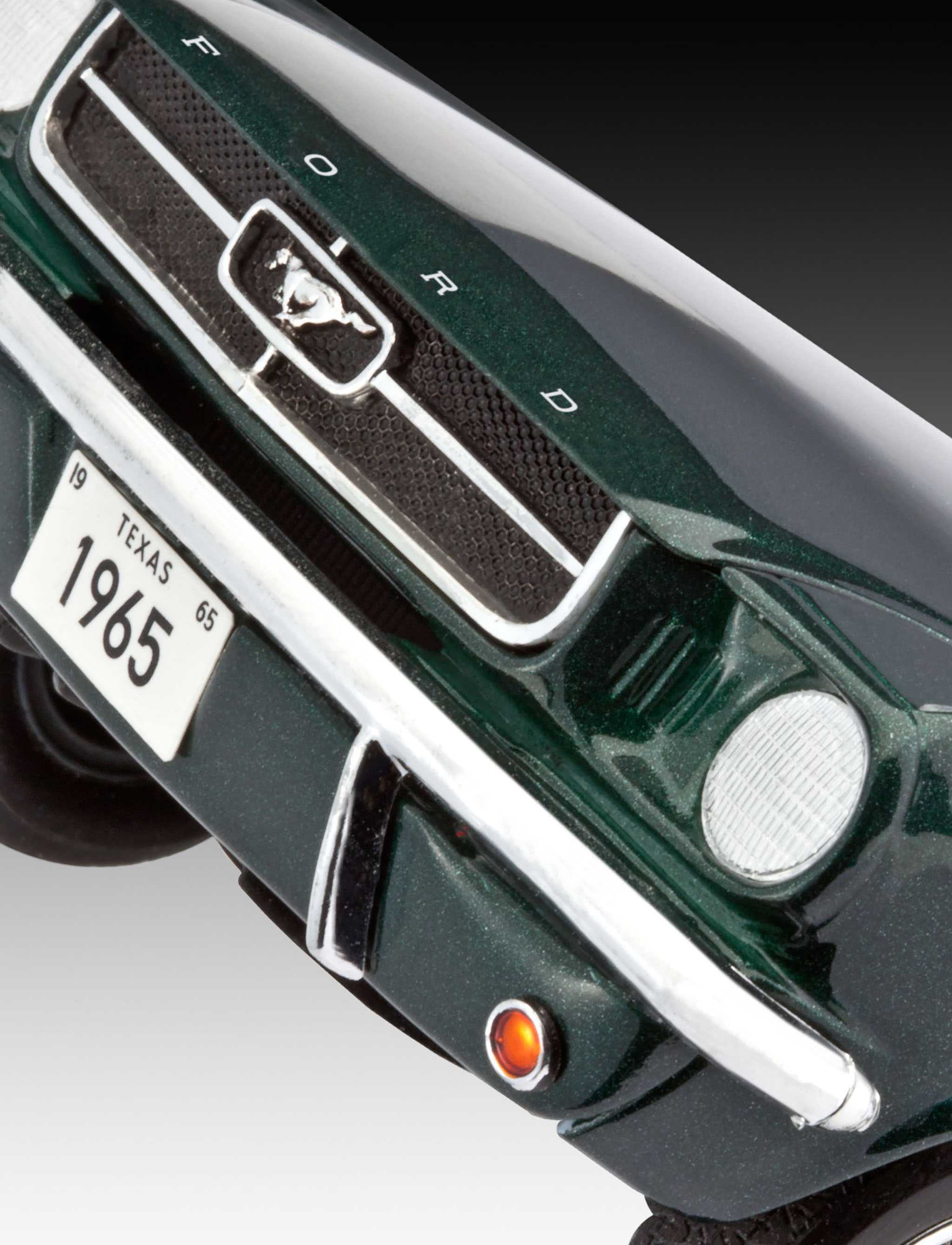 ModelSet auto 67065 - 1965 Ford Mustang 2+2 Fastback (1:24)