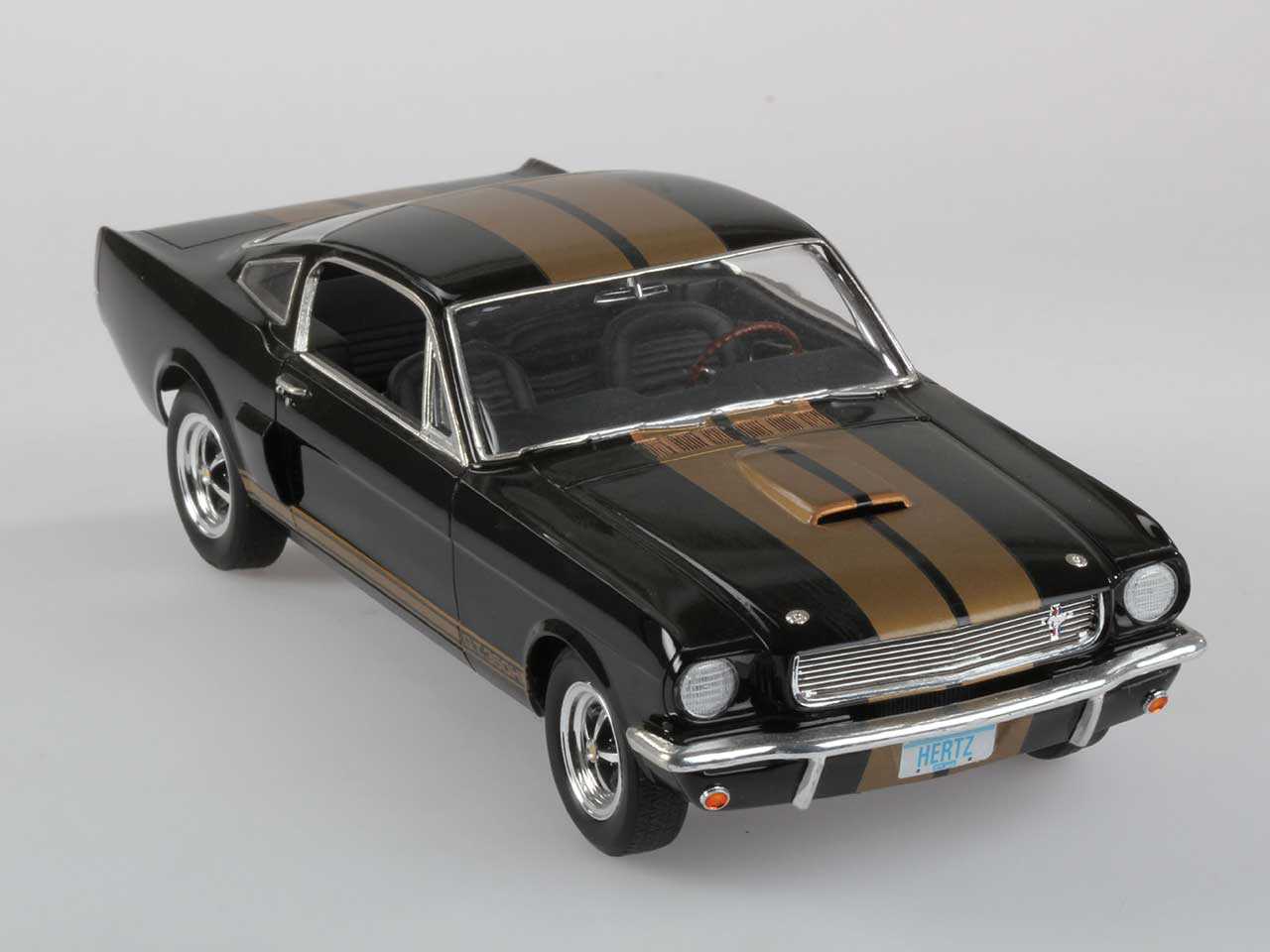 ModelSet auto 67242 - Shelby Mustang GT 350 (1:24)