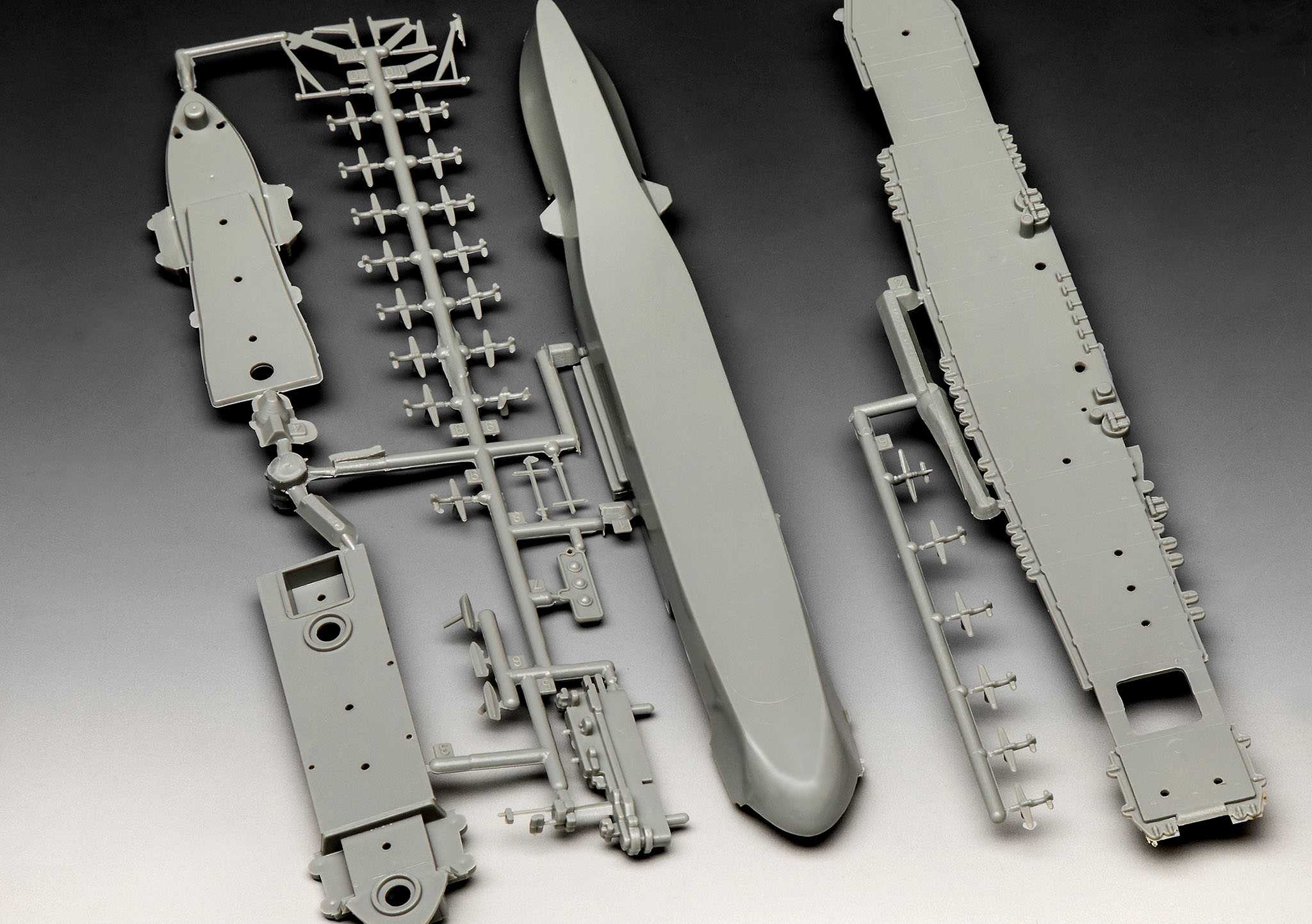 ModelSet loď 65824 - USS Enterprise (1:1200)