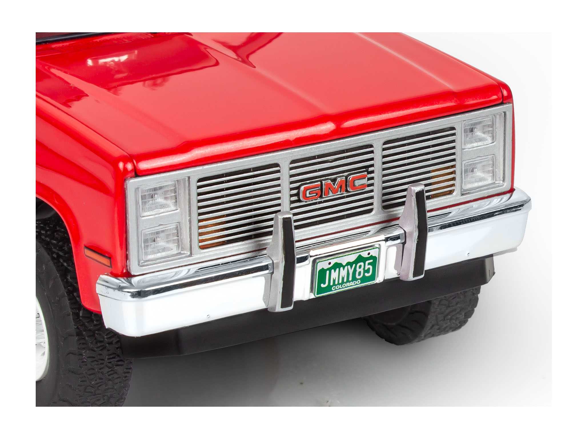 Plastic ModelKit MONOGRAM auto 4577 - 85 GMC Jimmy High Roller (1:25)