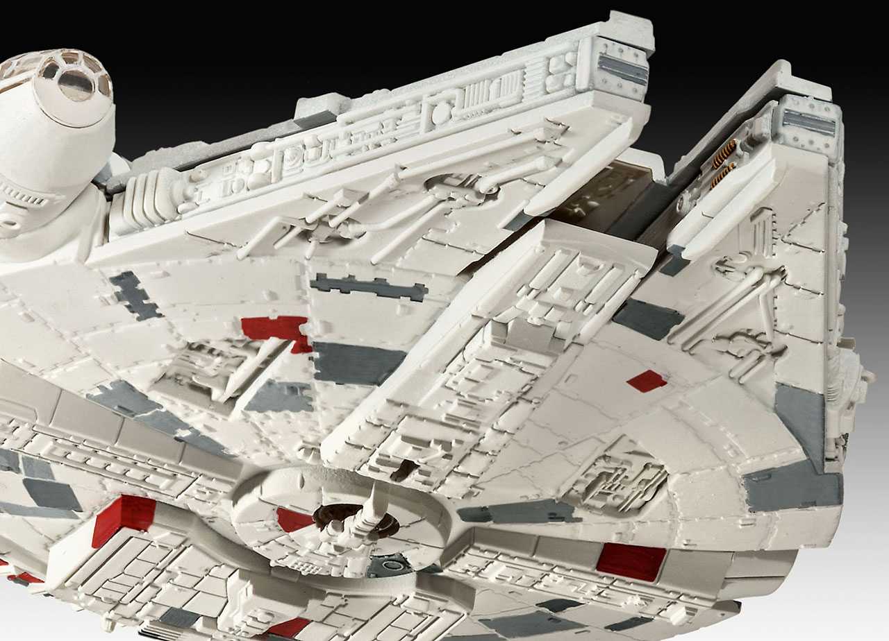 Plastic ModelKit SW 03600 - Millenium Falcon (1:241)