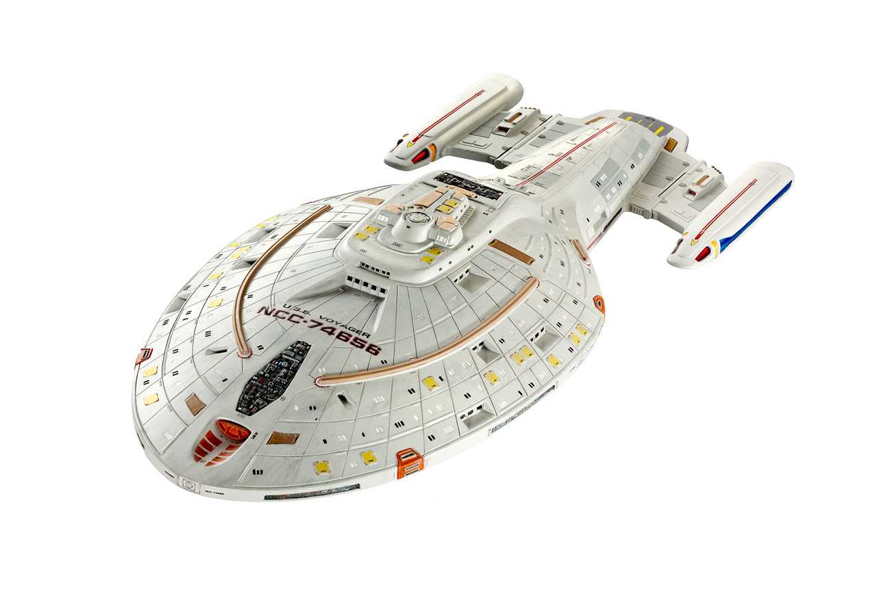 Plastic ModelKit Star Trek 04992 - U.S.S. Voyager (1:670)
