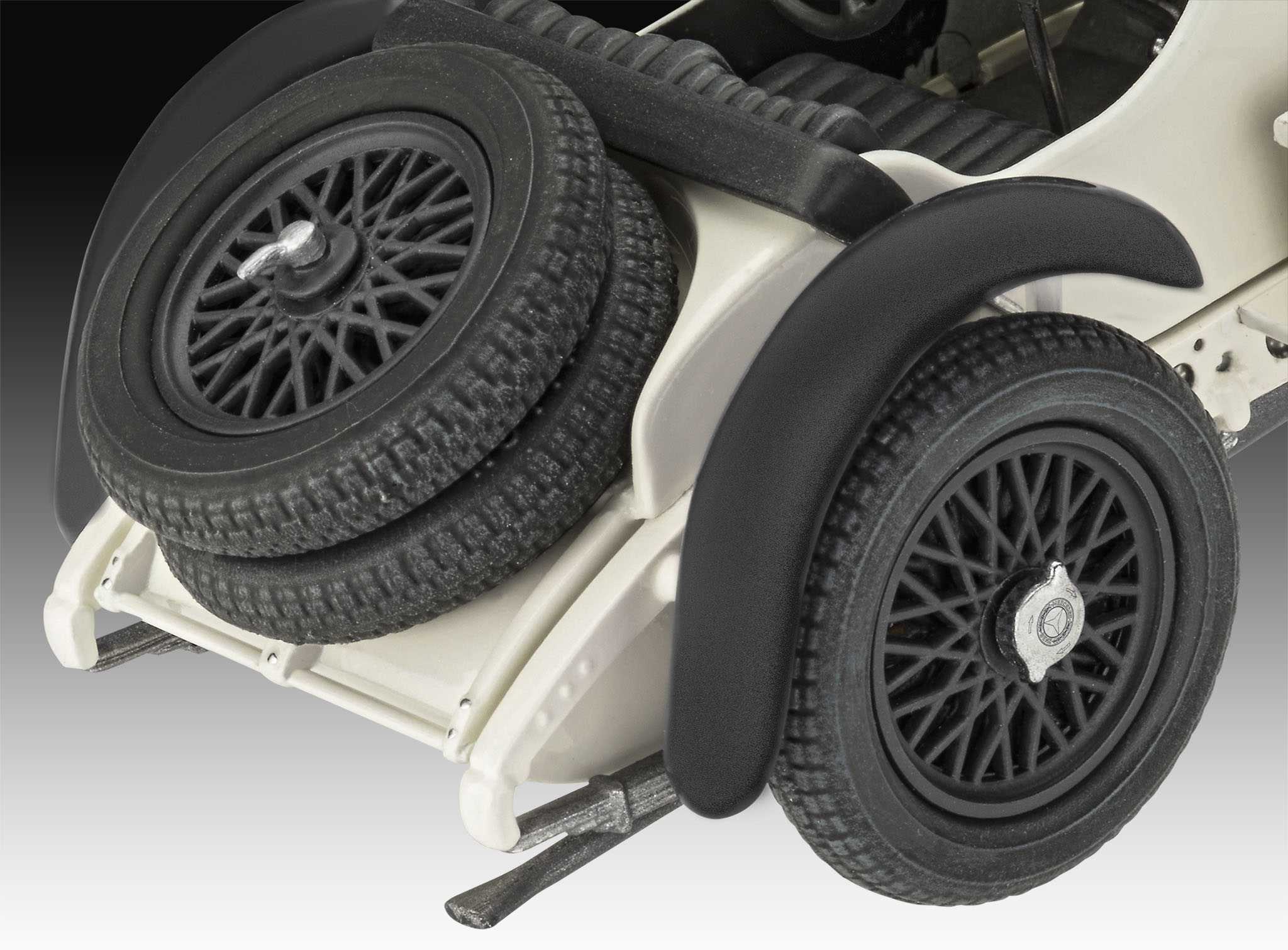 Plastic ModelKit auto 07737 - Mercedes-Benz SSKL (1:32)