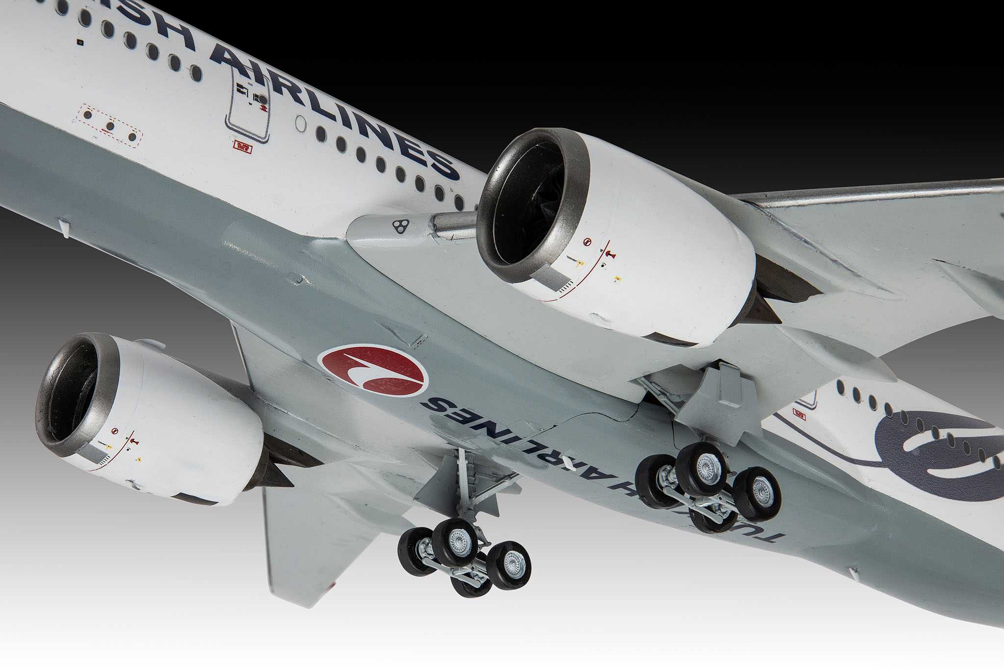 Plastic ModelKit letadlo 03773 - Airbus A350-900 "Turkish Airlines" (1:144)