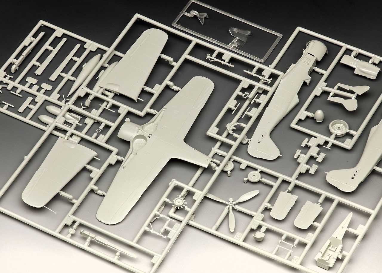 Plastic ModelKit letadlo 03898 - Focke Wulf Fw190 F-8 (1:72)