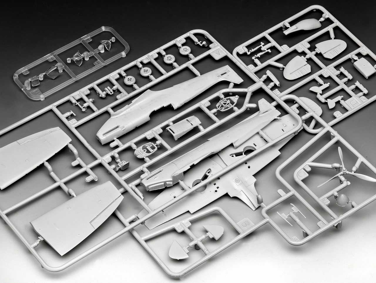 Plastic ModelKit letadlo 03953 - Spitfire Mk. IIa (1:72)