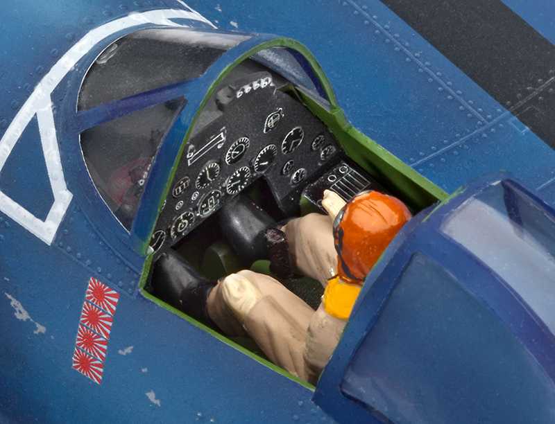 Plastic ModelKit letadlo 04781 - Vought F4U-1D Corsair (1:32)