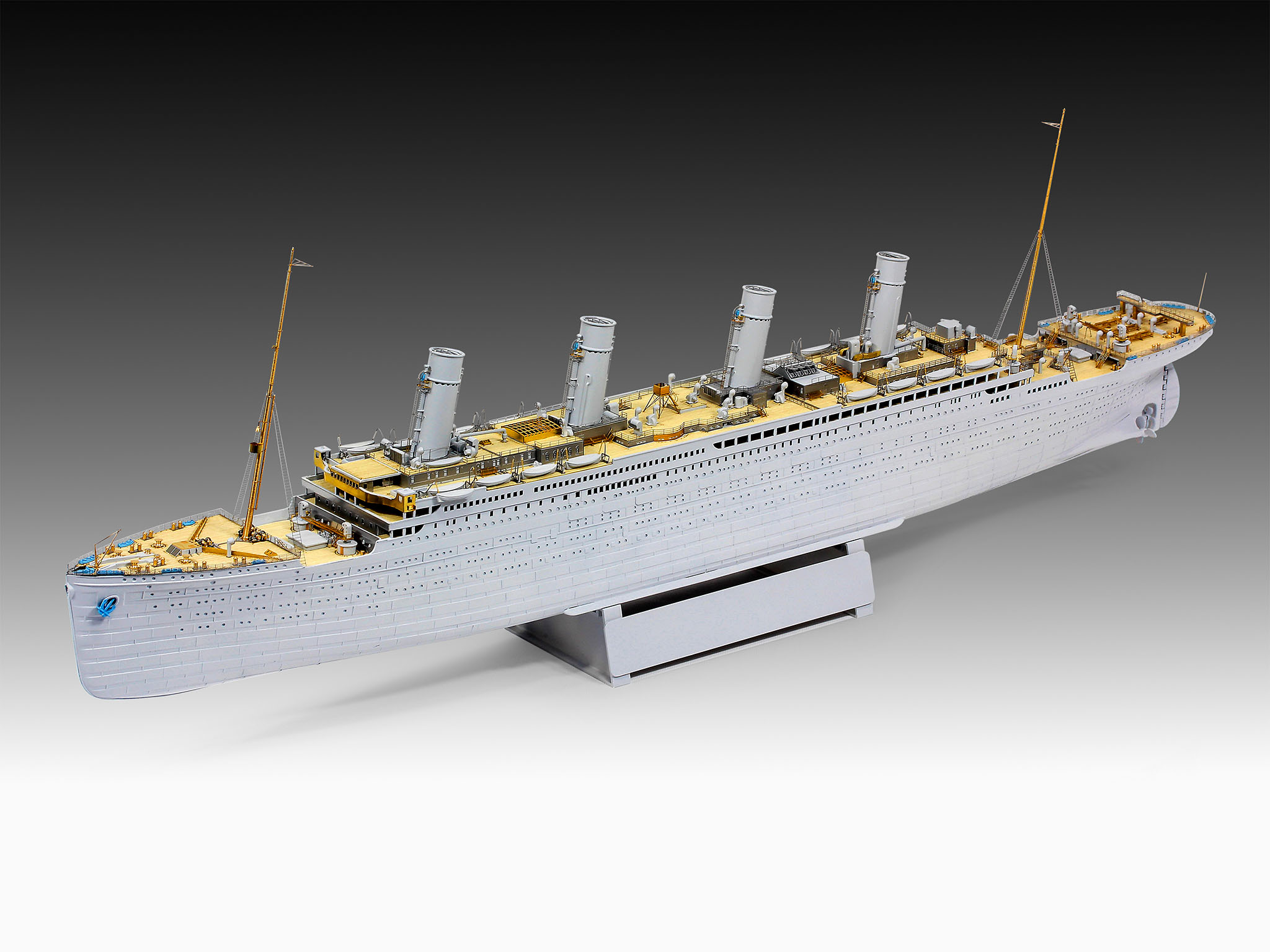 Plastic ModelKit loď 05243 - Titanic (Platinum Edition) (1:400)