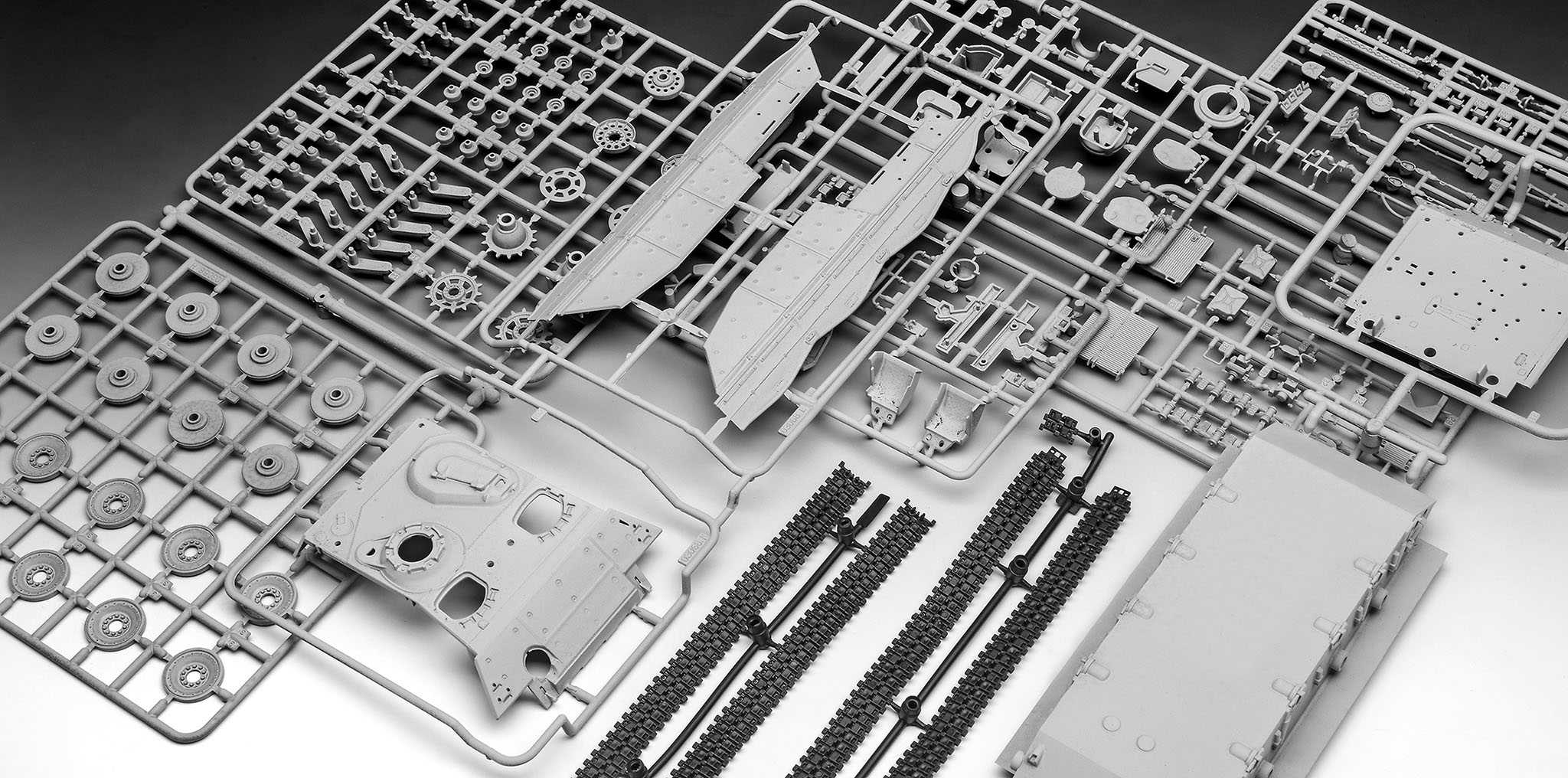 Plastic ModelKit military 03353 - Raketenjagdpanzer Jaguar 1 (1:35)