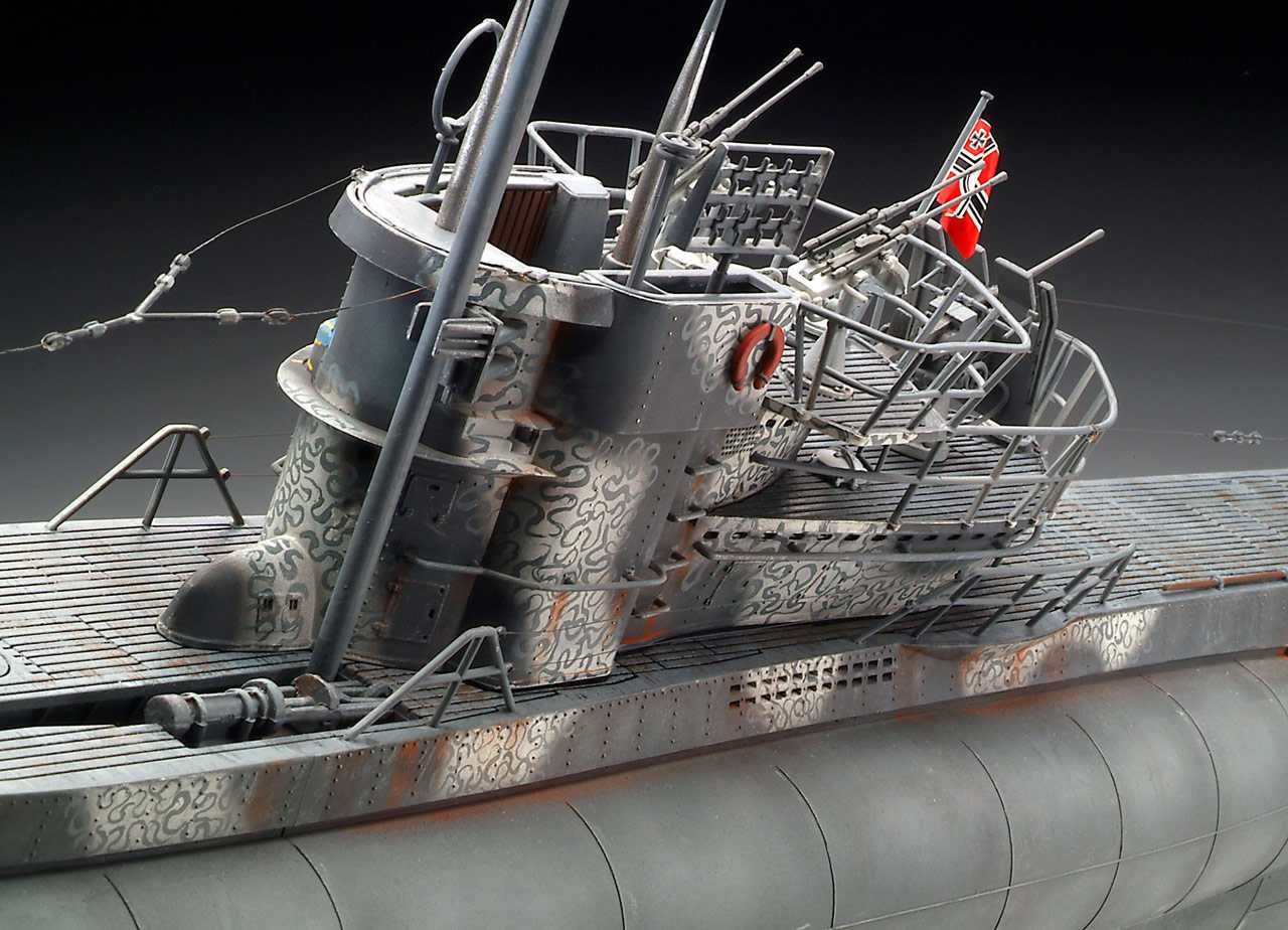 Plastic ModelKit ponorka Limited Edition 05163 - German Submarine Type VII C/41 (Platinum Edition) (1:72)