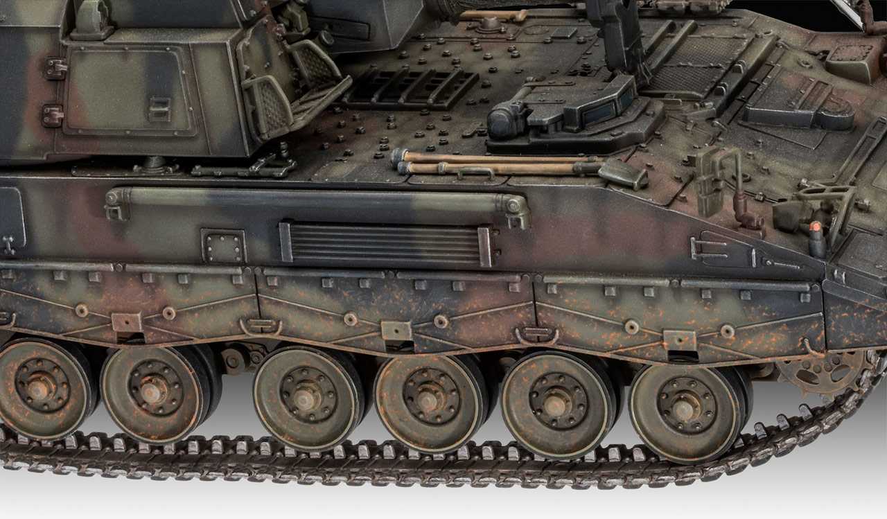 Plastic ModelKit tank 03279 - Panzerhaubitze 2000 (1:35)