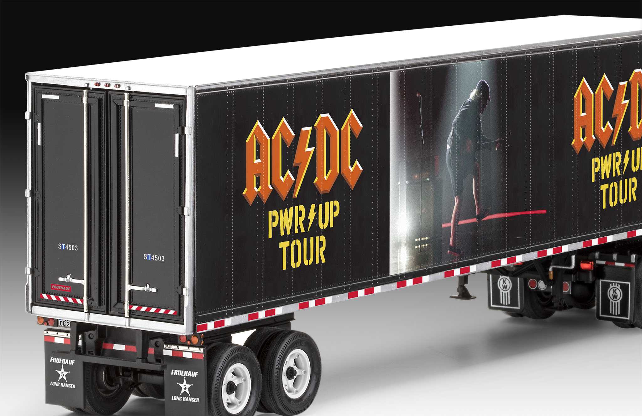 Plastic ModelKit truck 07731 - AC/DC Tour Truck "Power Up" (1:32)