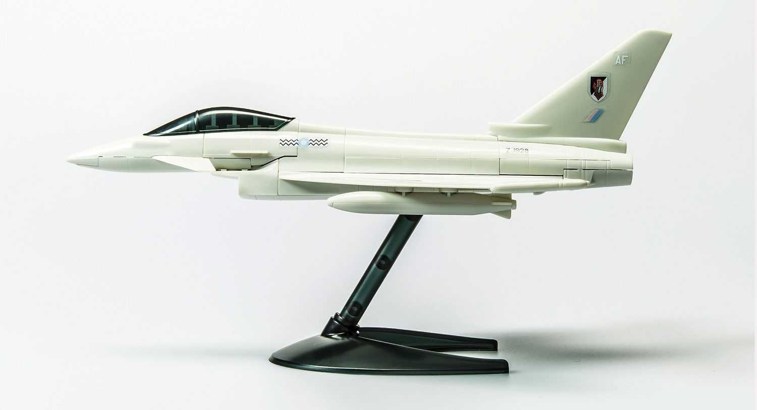 Quick Build letadlo J6002 - Eurofighter Typhoon