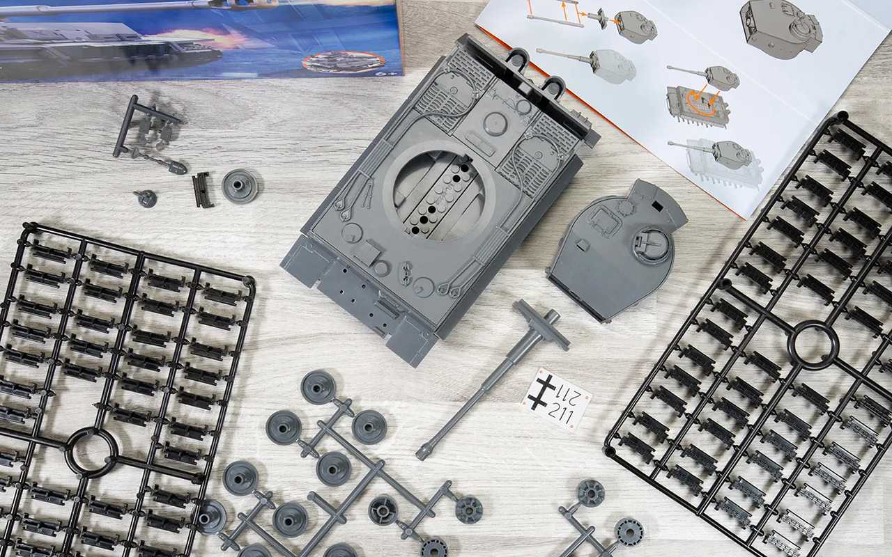 Quick Build tank J6041 - Tiger I (1:35)