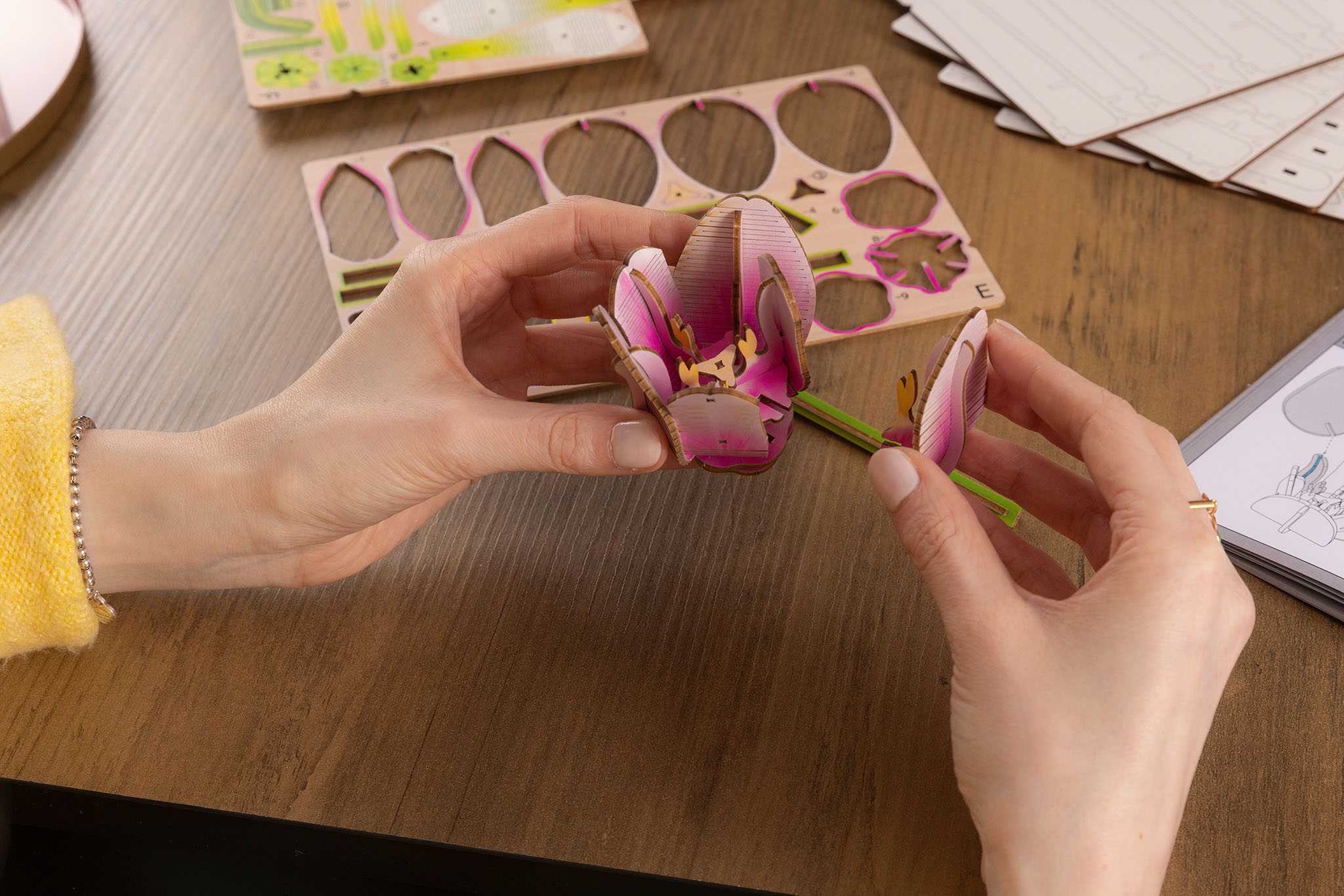 REVELL Flowers 00632 - Flower Garden