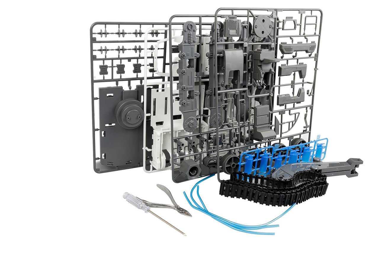 Revell Engineers 21305 - Hydraulic Excavator 3in1 (1:24)