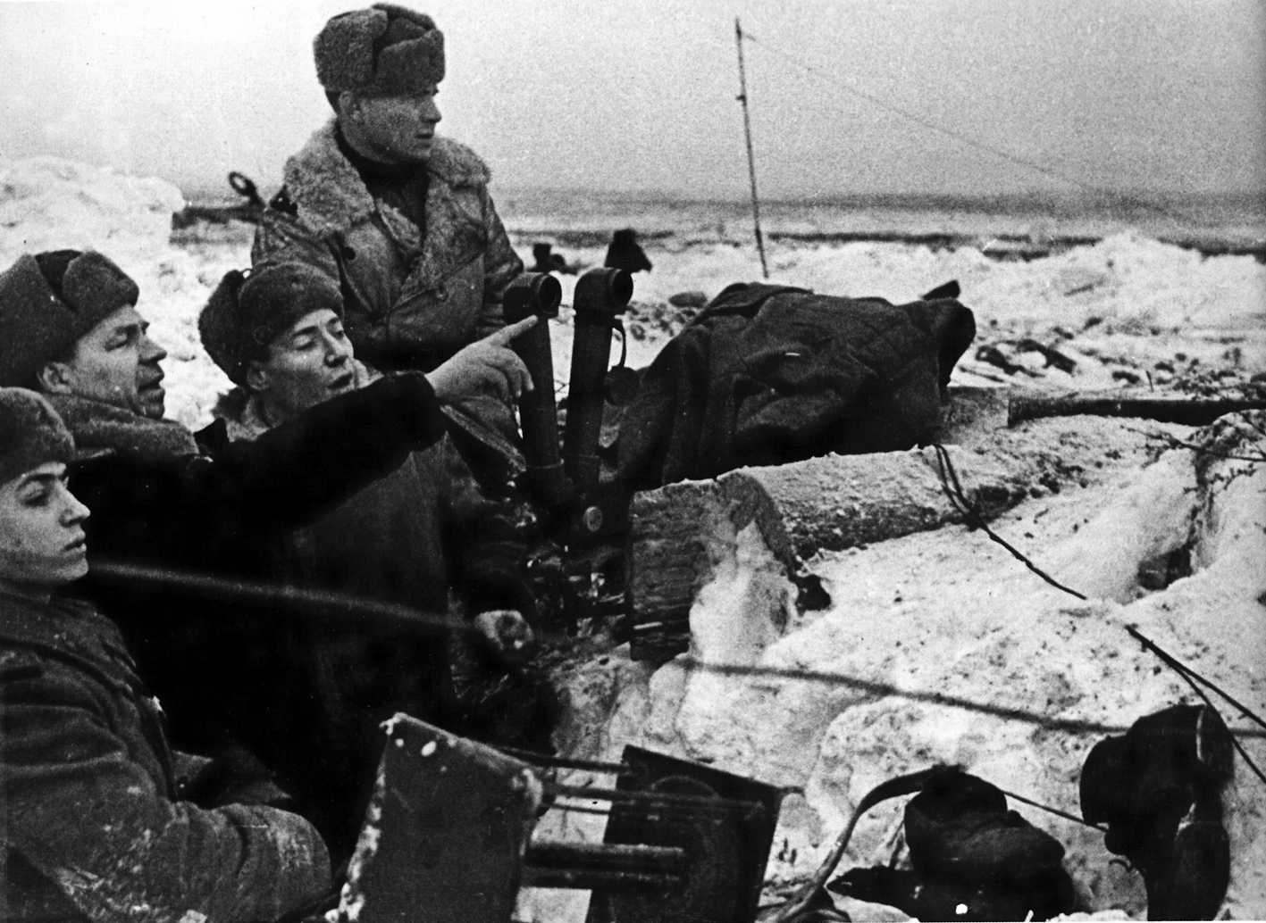 Wargames (WWII) figurky 6231 - Soviet headquarters in winter uniform (1:72)